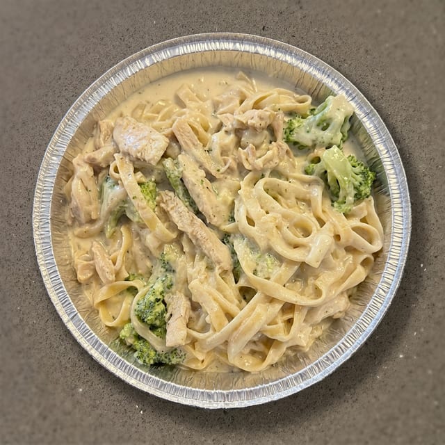 Chicken Broccoli Alfredo.